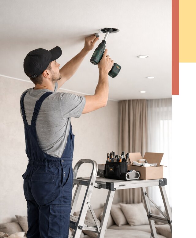 Установка и монтаж точечных светильников в натяжной потолок в Ставрополе от 1869 руб. | ОТДЕЛОЧНИК-Ств